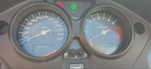 Honda CBF 1000 6 of 13