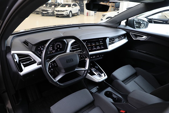 Audi Q4 e-tron 23 of 30