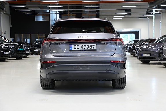 Audi Q4 e-tron 7 of 30