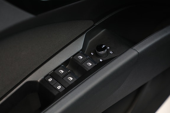 Audi Q4 e-tron 24 of 30