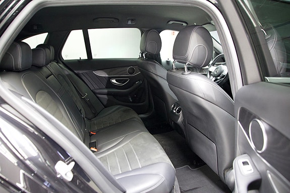 Mercedes-Benz C300 e 7 of 30