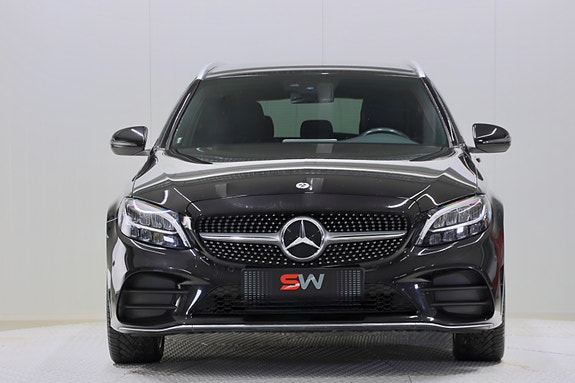 Mercedes-Benz C300 e 19 of 30