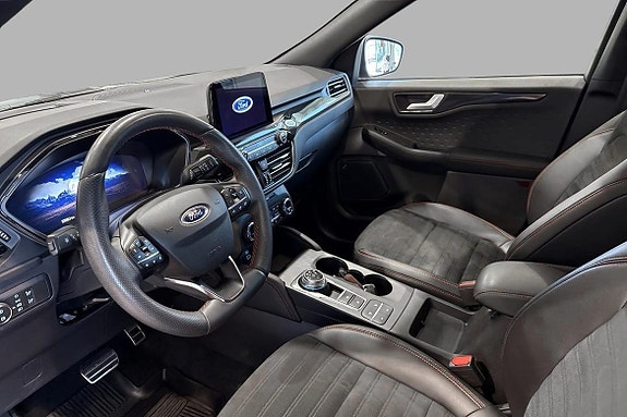 Ford Kuga 8 of 24