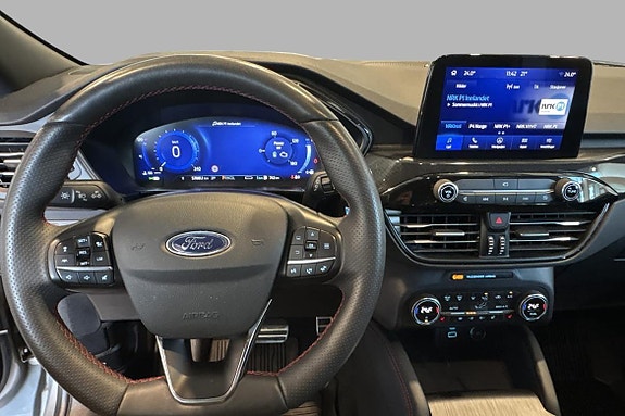 Ford Kuga 9 of 24
