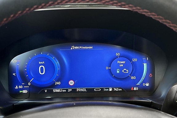 Ford Kuga 10 of 24