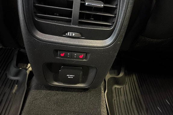 Ford Kuga 22 of 24