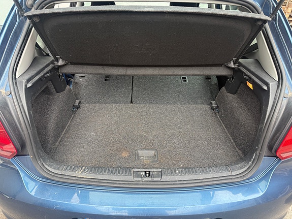 Volkswagen Polo 12 of 30