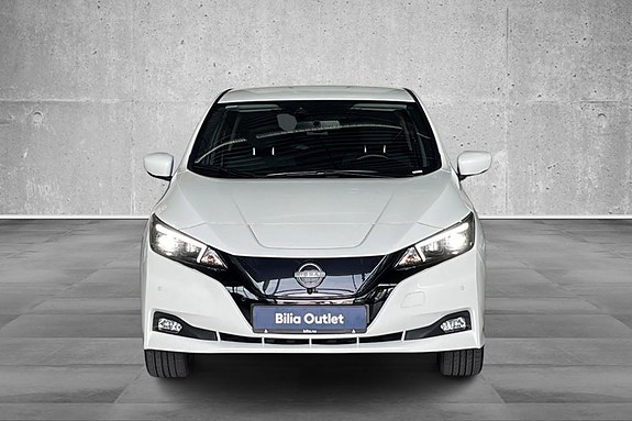 Nissan Leaf 10 of 22