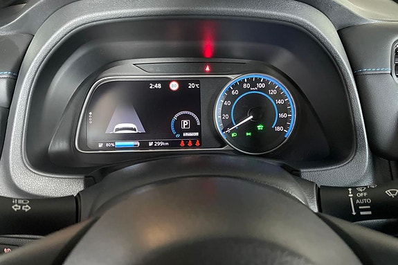 Nissan Leaf 13 of 22