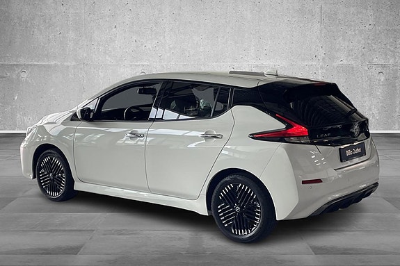 Nissan Leaf 4 of 22