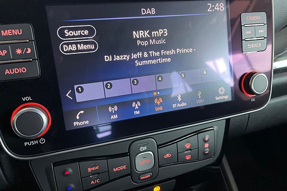 Nissan Leaf 16 of 22