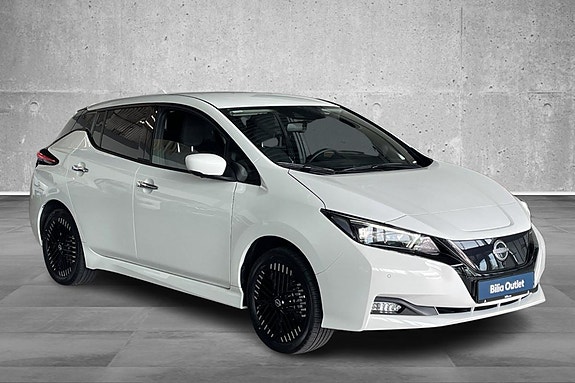 Nissan Leaf 9 of 22