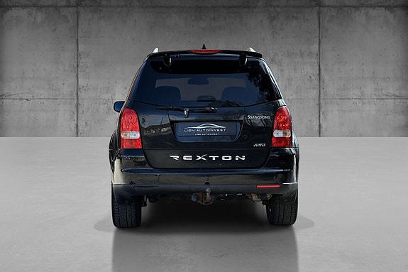 SsangYong Rexton 5 of 11