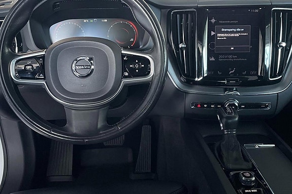 Volvo XC60 9 of 22
