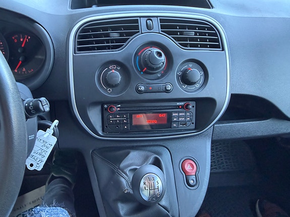 Renault Kangoo Maxi 26 of 30