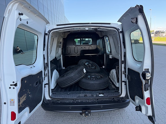 Renault Kangoo Maxi 15 of 30