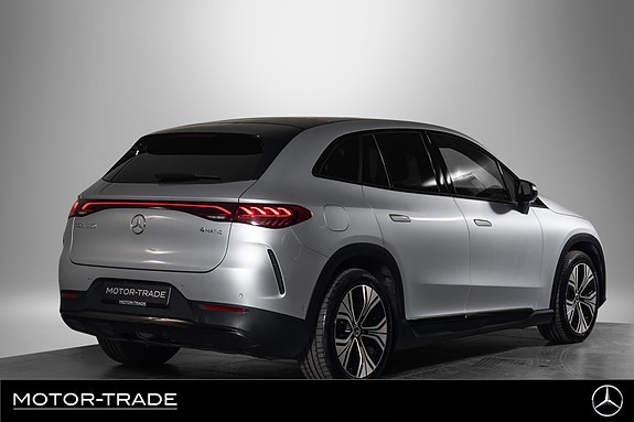 Mercedes-Benz EQE SUV 10 of 30