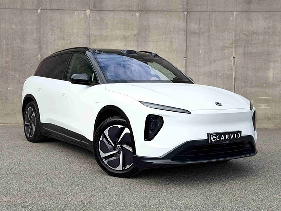 NIO EL6 3 of 25