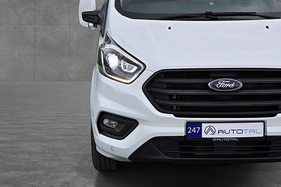 Ford Transit Custom 3 of 30