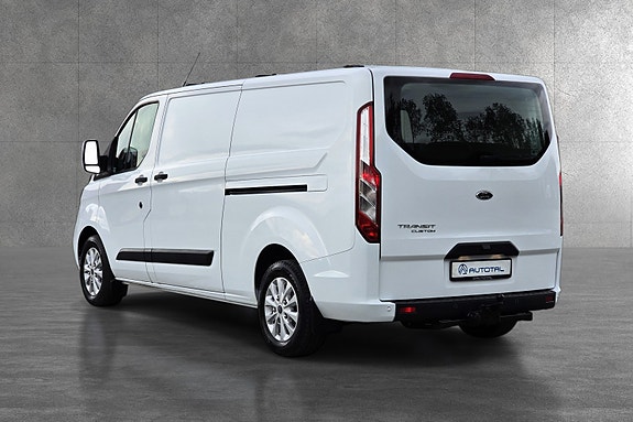 Ford Transit Custom 7 of 30