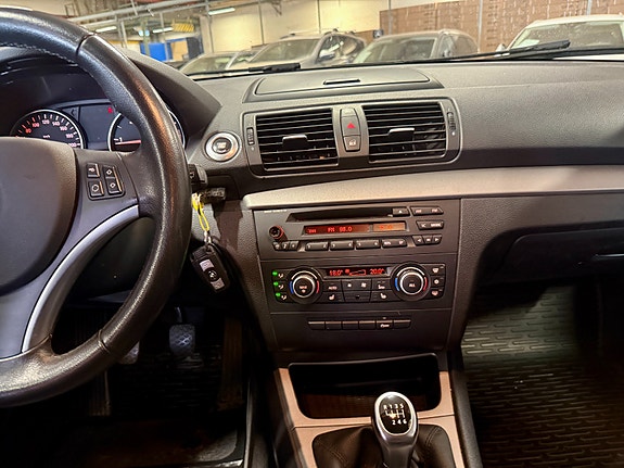 BMW 116d 27 of 30