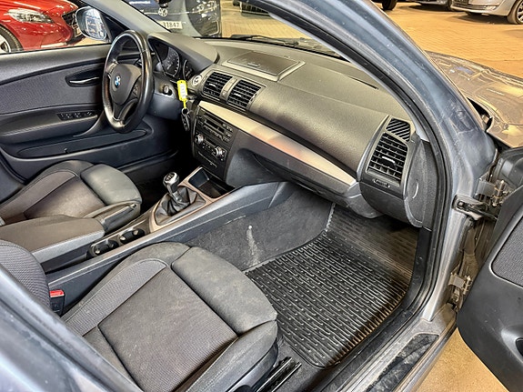 BMW 116d 18 of 30