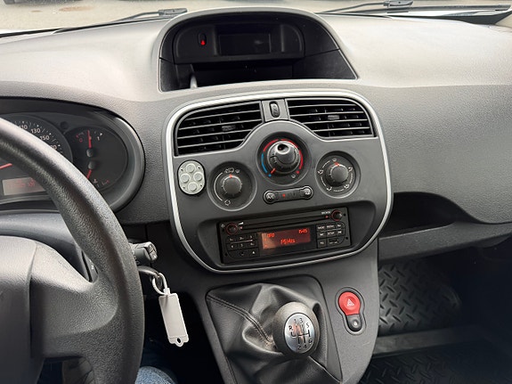 Renault Kangoo Maxi 22 of 24