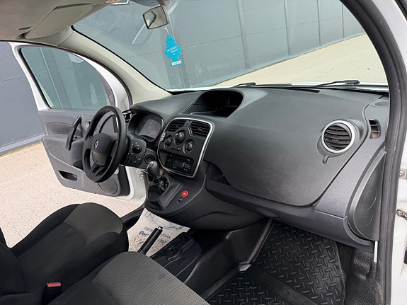 Renault Kangoo Maxi 19 of 24