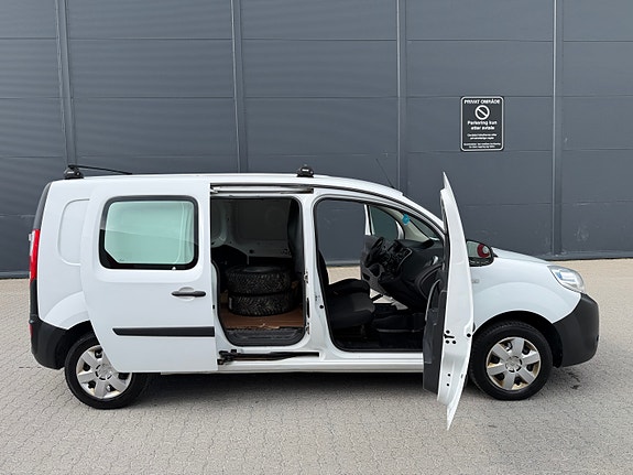 Renault Kangoo Maxi 16 of 24
