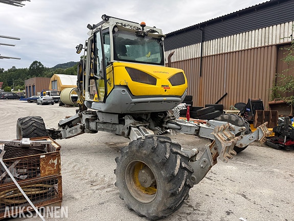 Andre Menzi Muck M540 7 of 30