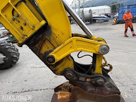 Andre Menzi Muck M540 16 of 30