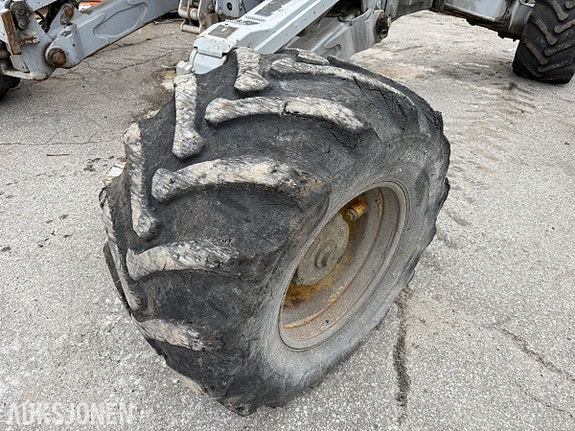 Andre Menzi Muck M540 19 of 30
