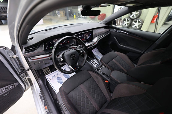 Skoda Octavia RS 28 of 30