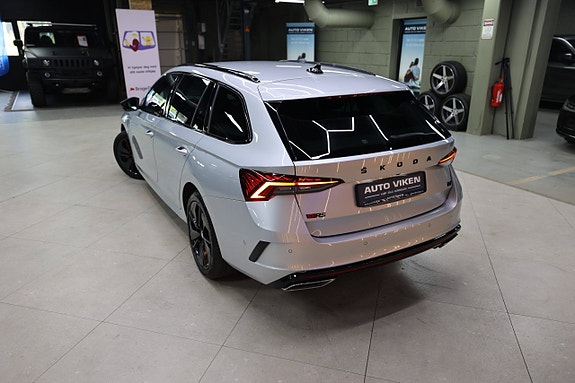 Skoda Octavia RS 14 of 30