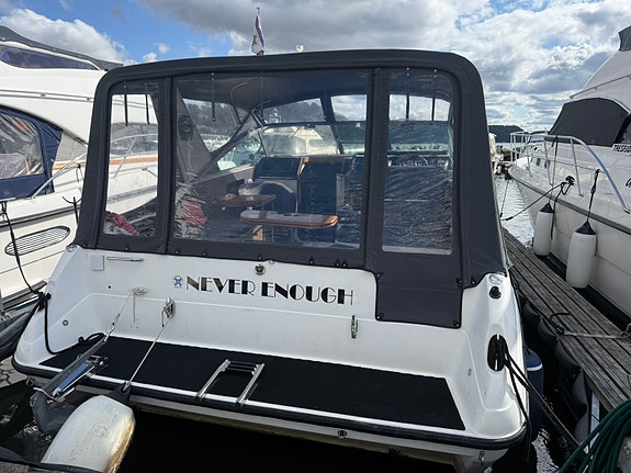 Sea ray 310 express cruiser 5 of 18