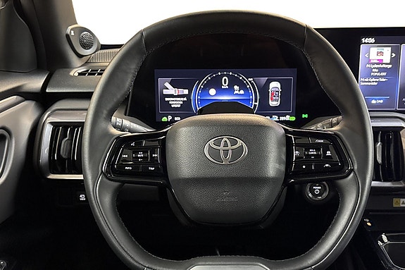 Toyota Urban Cruiser 11 of 24