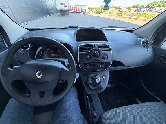 Renault Kangoo Maxi 25 of 25