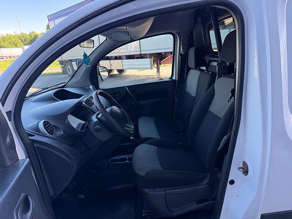 Renault Kangoo Maxi 14 of 25