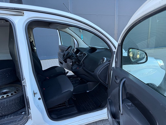 Renault Kangoo Maxi 19 of 25