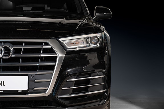 Audi Q5 4 of 30
