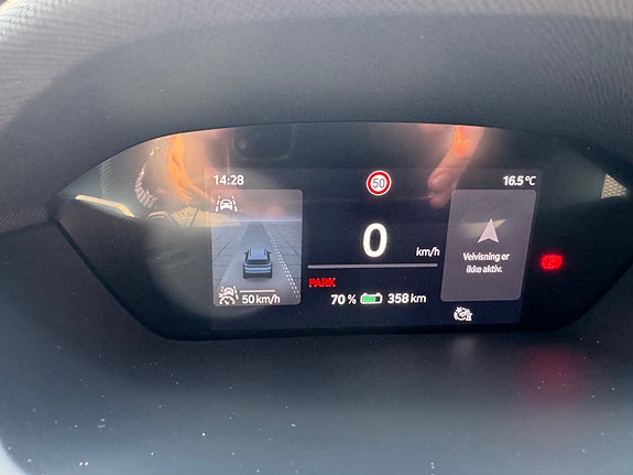 Skoda Enyaq RS 23 of 28