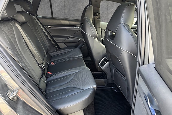 Skoda Enyaq RS 18 of 28