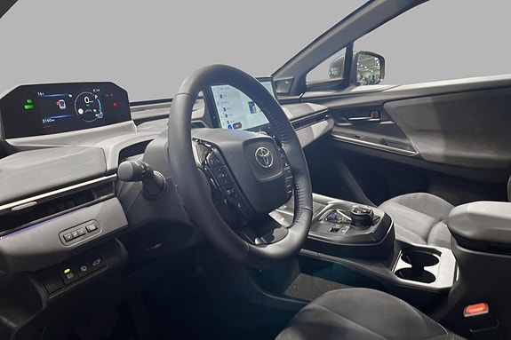 Toyota C-HR+ 7 of 19