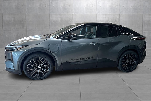 Toyota C-HR+ 2 of 19