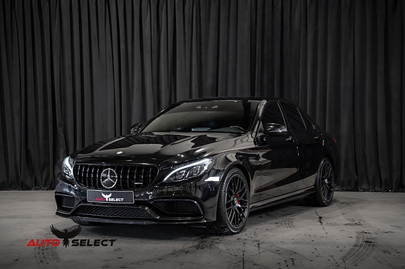 Mercedes-Benz C63 7 of 30