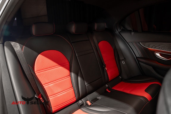 Mercedes-Benz C63 19 of 30