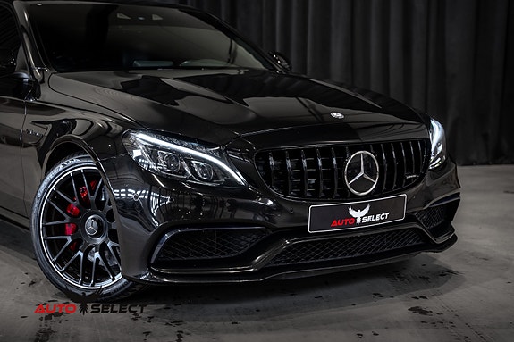 Mercedes-Benz C63 2 of 30