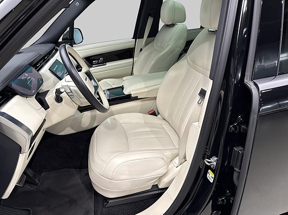Land Rover Range Rover 8 of 30