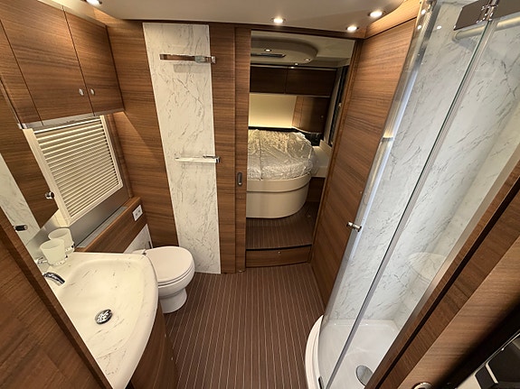 Concorde Charisma 910 MI | Retarder | Full luftfjæring | Hydrauliske støttebein +++ 8 of 30