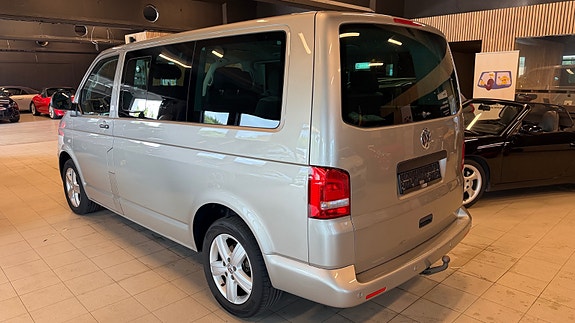 Volkswagen Multivan 4 of 25